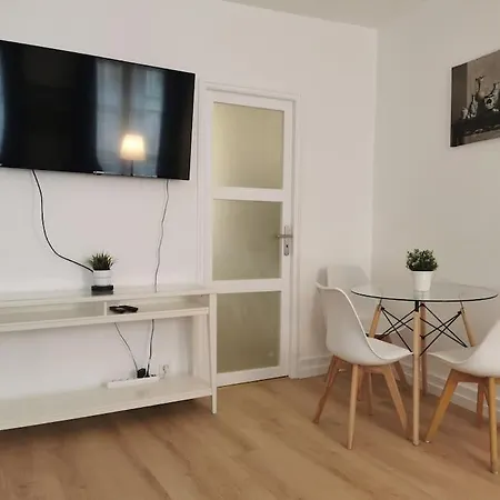 2min Rer - St Germain En Laye Hyper Center - Wei&pei Apartment